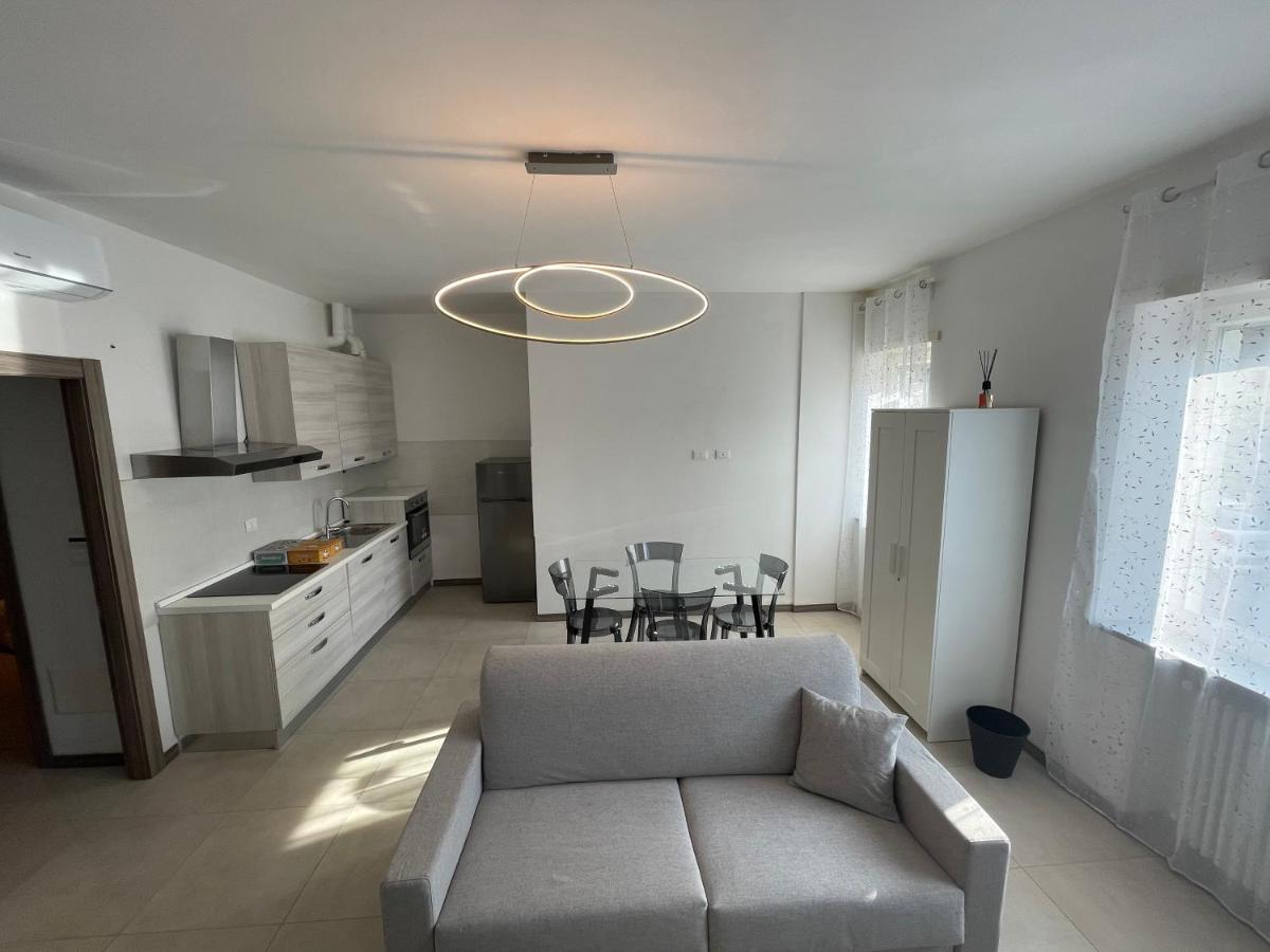Lugaro Guest House Turin Bagian luar foto