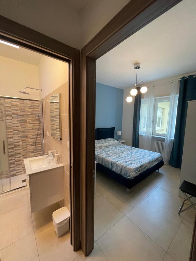 Lugaro Guest House Turin Bagian luar foto