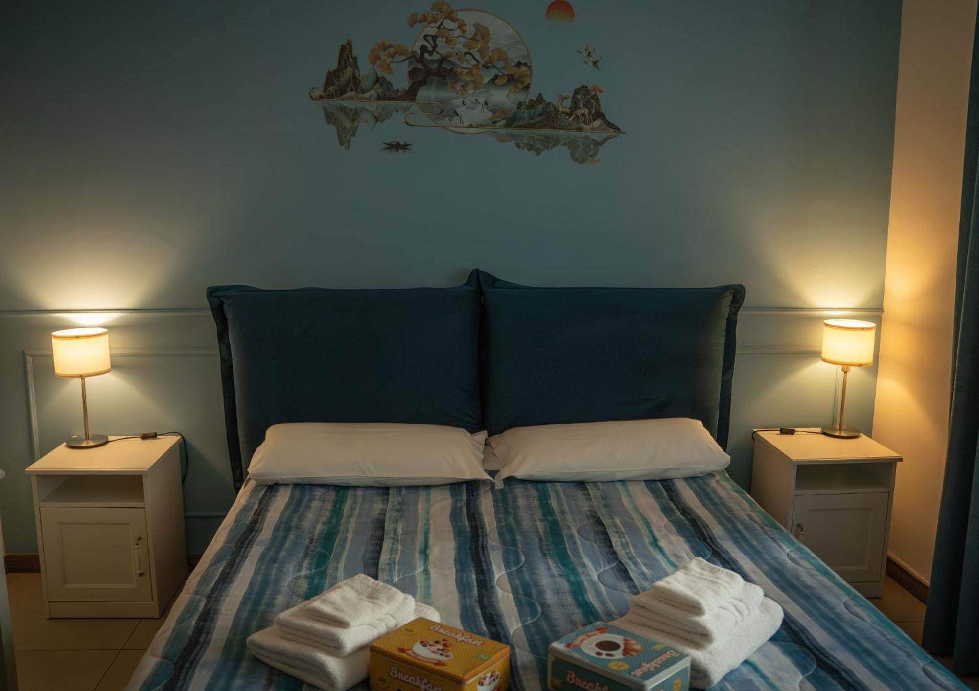 Lugaro Guest House Turin Bagian luar foto